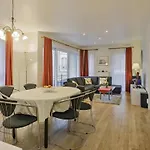 In Near Seafront Apartment *