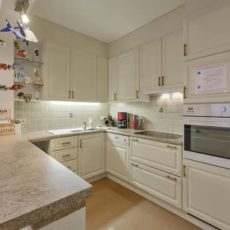 Carlton Mondial In Appartement *